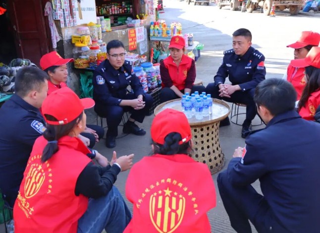 河外边境派出所：用服务浇灌民族团结之花